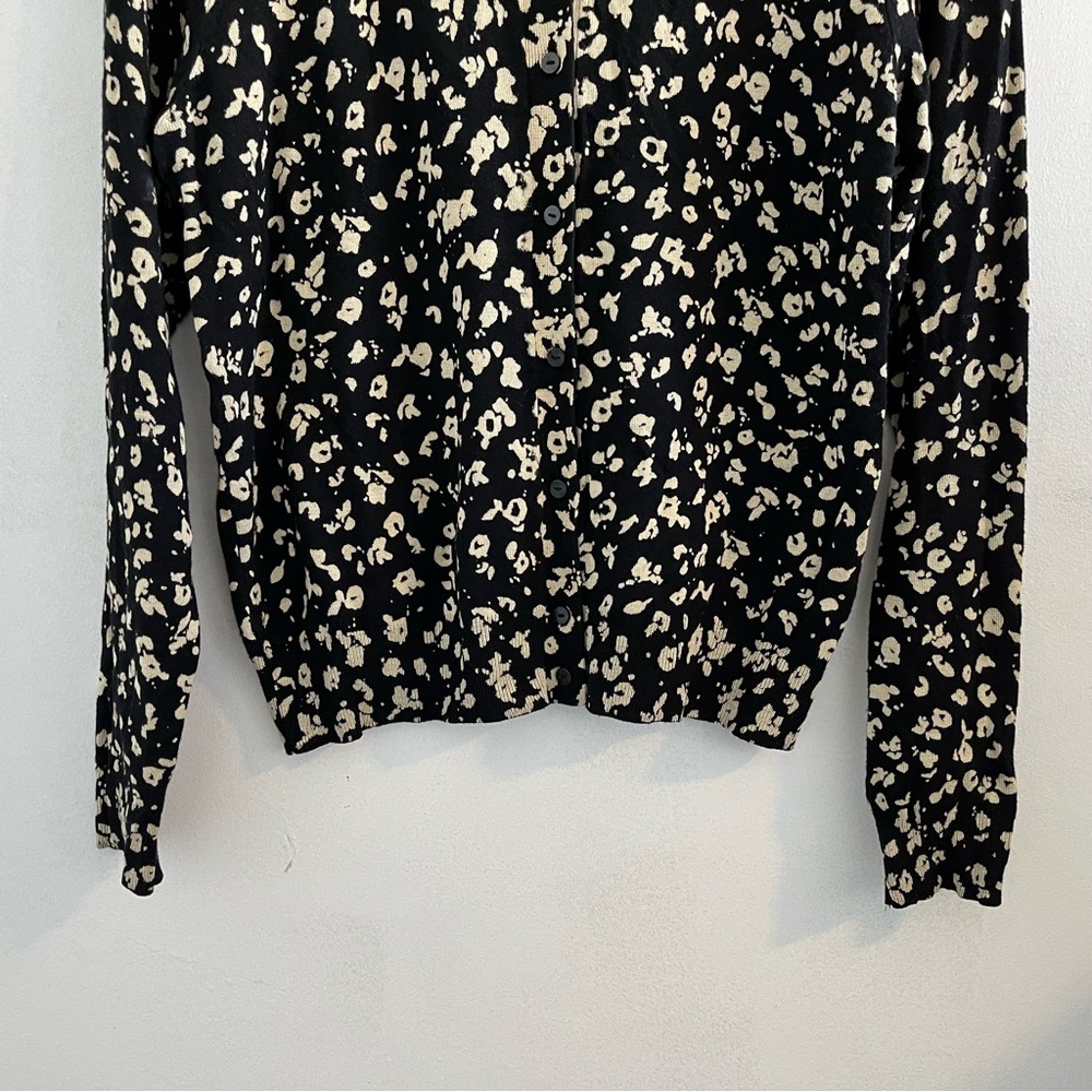 M&S Elegant Black and Cream Patterned Cardigan - Picture 3 of 13